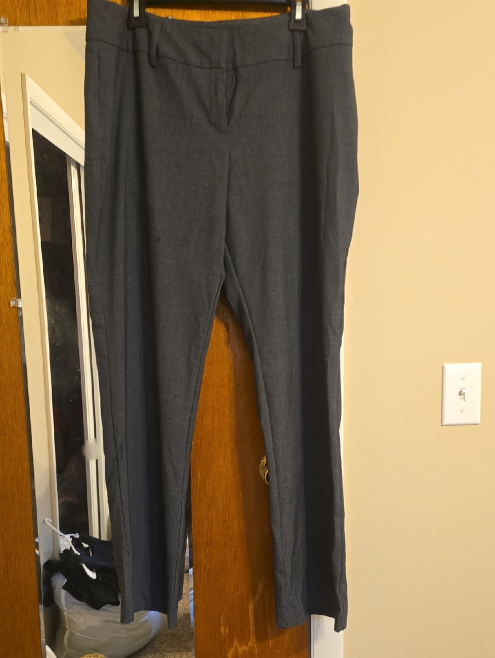 Women's Slim Dress Trousers in Charcoal